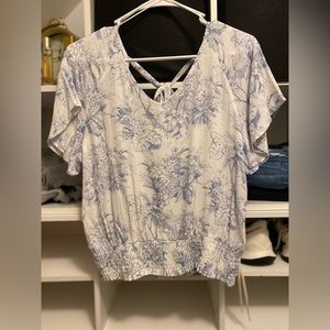Cute floral white/blue blouse